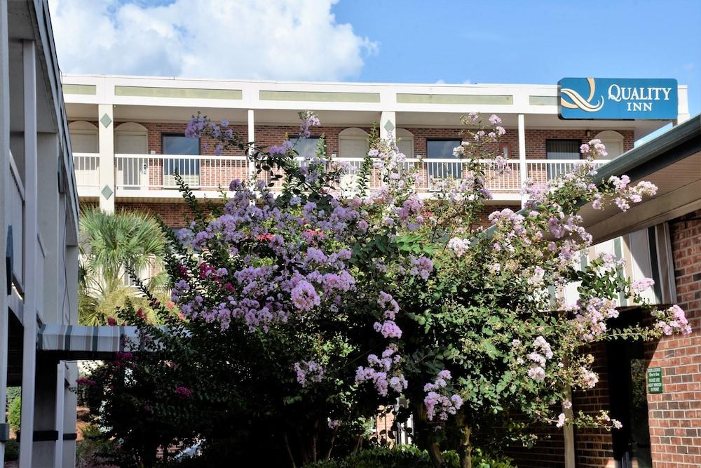 Rodeway Inn Harbison Area Columbia Bagian luar foto