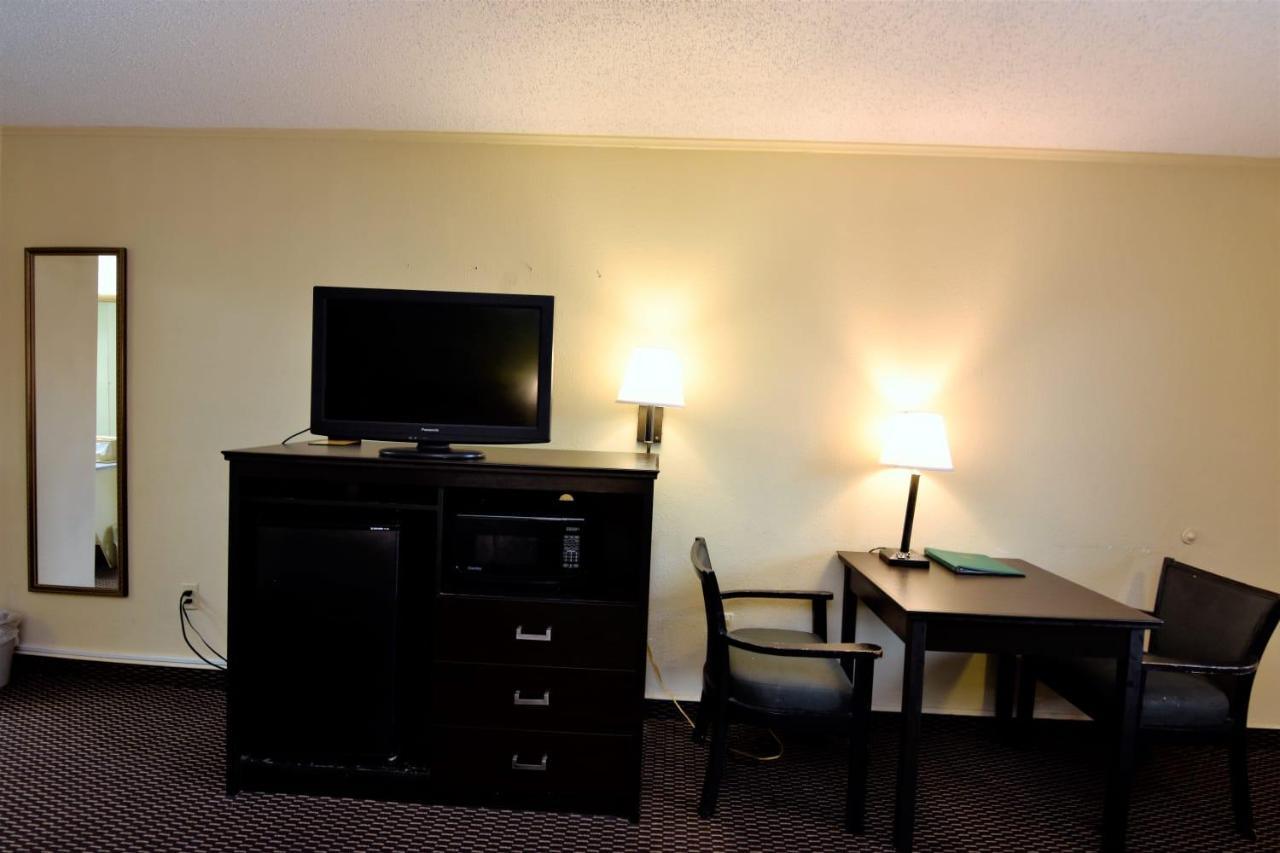 Rodeway Inn Harbison Area Columbia Bagian luar foto
