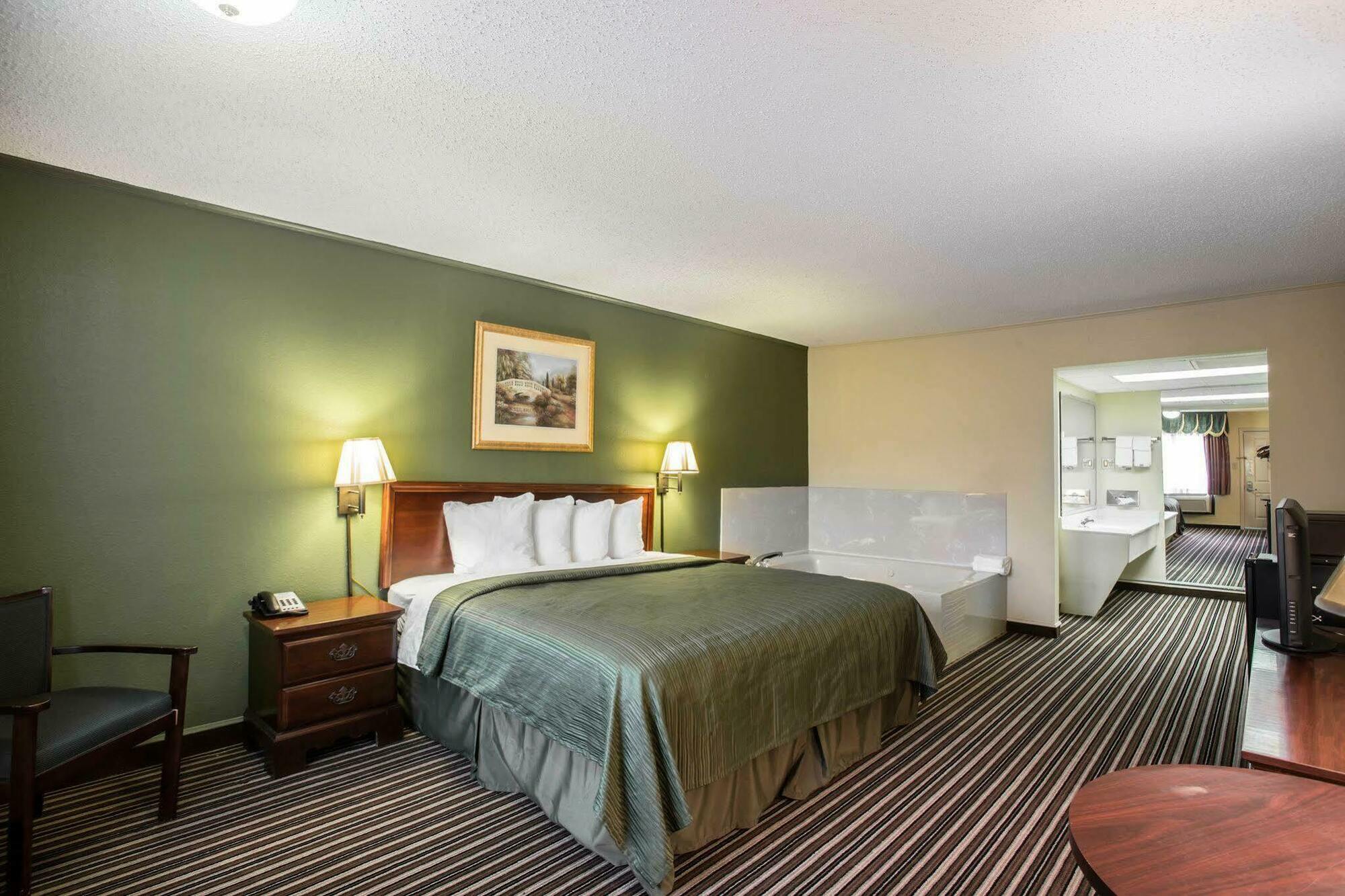 Rodeway Inn Harbison Area Columbia Bagian luar foto